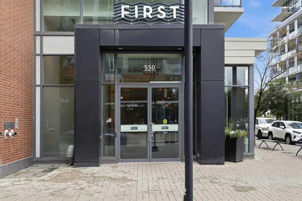 550 Riverfront Avenue SE #1301 — photo 2