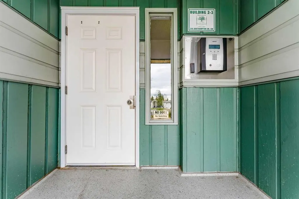 315 Southampton Drive SW #2312 — photo 3