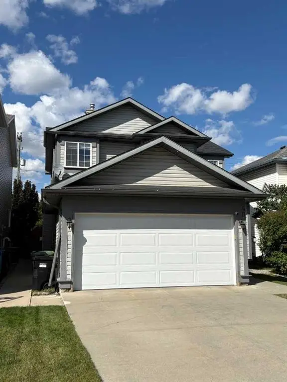 40 Country Hills Bay NW